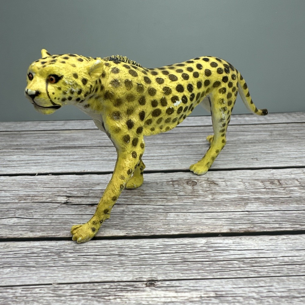 Vintage AAA Cheetah Animal Figure Toy - Damage‎